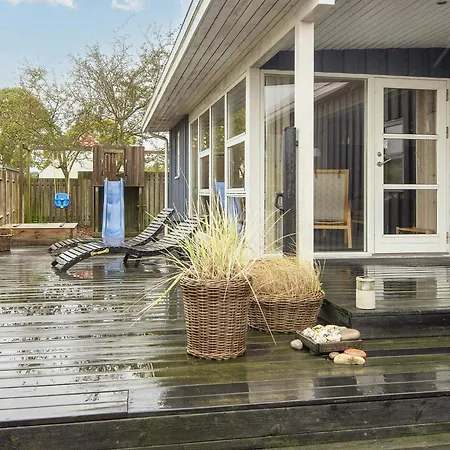 10 Person In Ebeltoft-by Traum *